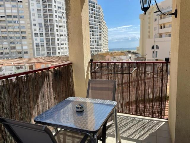 Apartamento Vacacional เอมปูเรียบราบา ภายนอก รูปภาพ
