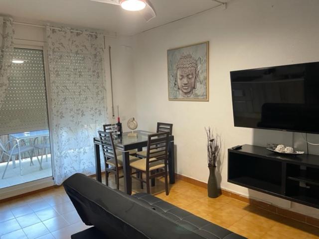 Apartamento Vacacional เอมปูเรียบราบา ภายนอก รูปภาพ